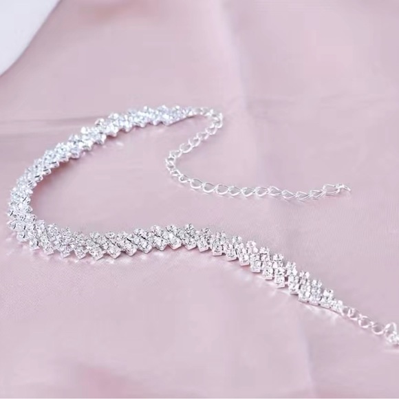 Rhombus Rhinestone Beaded Tennis Chain Anklet
Elastic Beach Ankle Bracelet - Picture 2 of 4